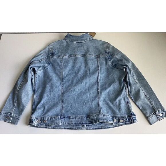 Levi's Women's Plus Size Sz 3X Original Trucker Jacket Denim Medium Wash New - Picture 8 of 10